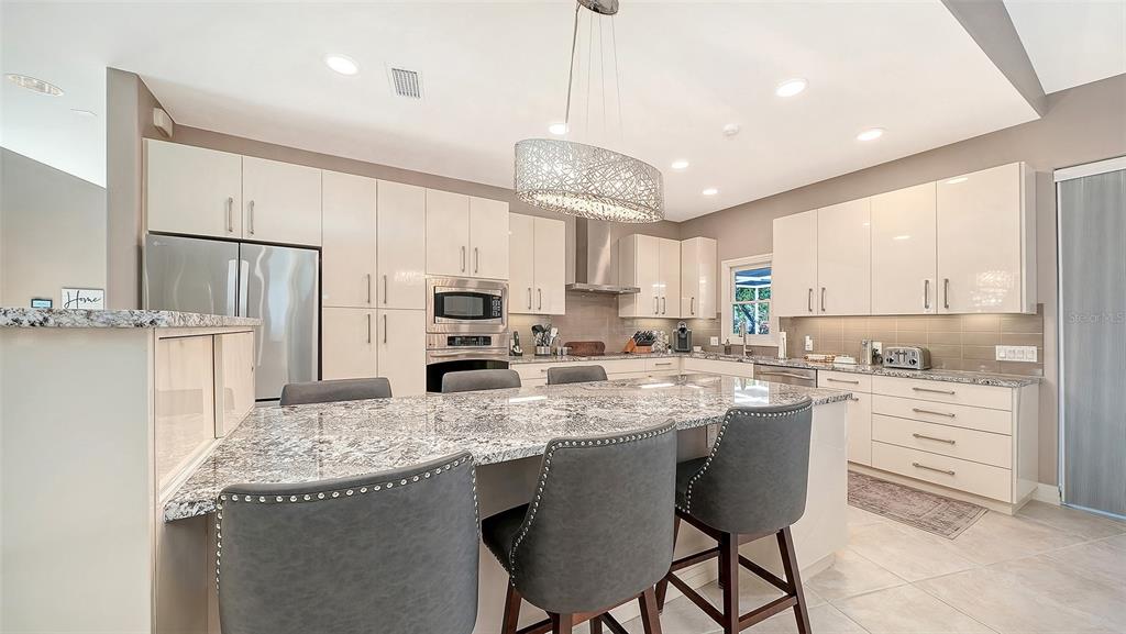 3610 Bayou Circle Longboat Key, FL 34228 - Photo 22 of 85