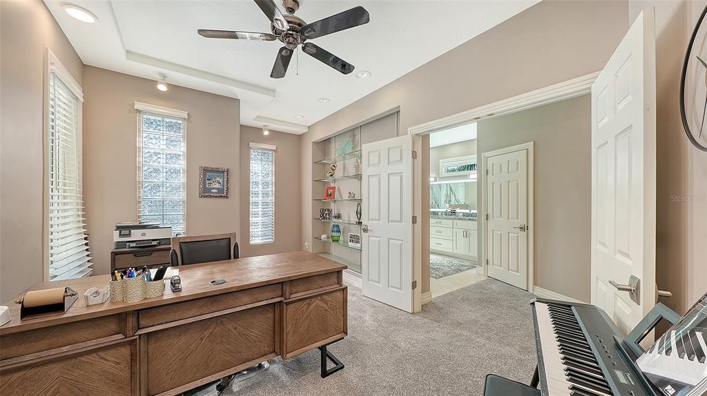 3610 Bayou Circle Longboat Key, FL 34228 - Photo 37 of 85