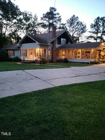 $600,000 | 1521 Cross Link Road, Raleigh, NC 27610