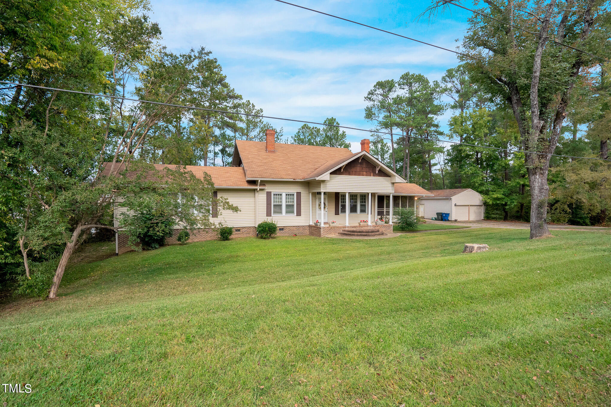 1521 Cross Link Road Raleigh, NC 27610 - Photo 3 of 10 Cross #3