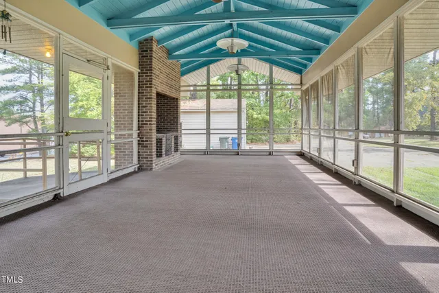 $600,000 | 1521 Cross Link Road, Raleigh, NC 27610