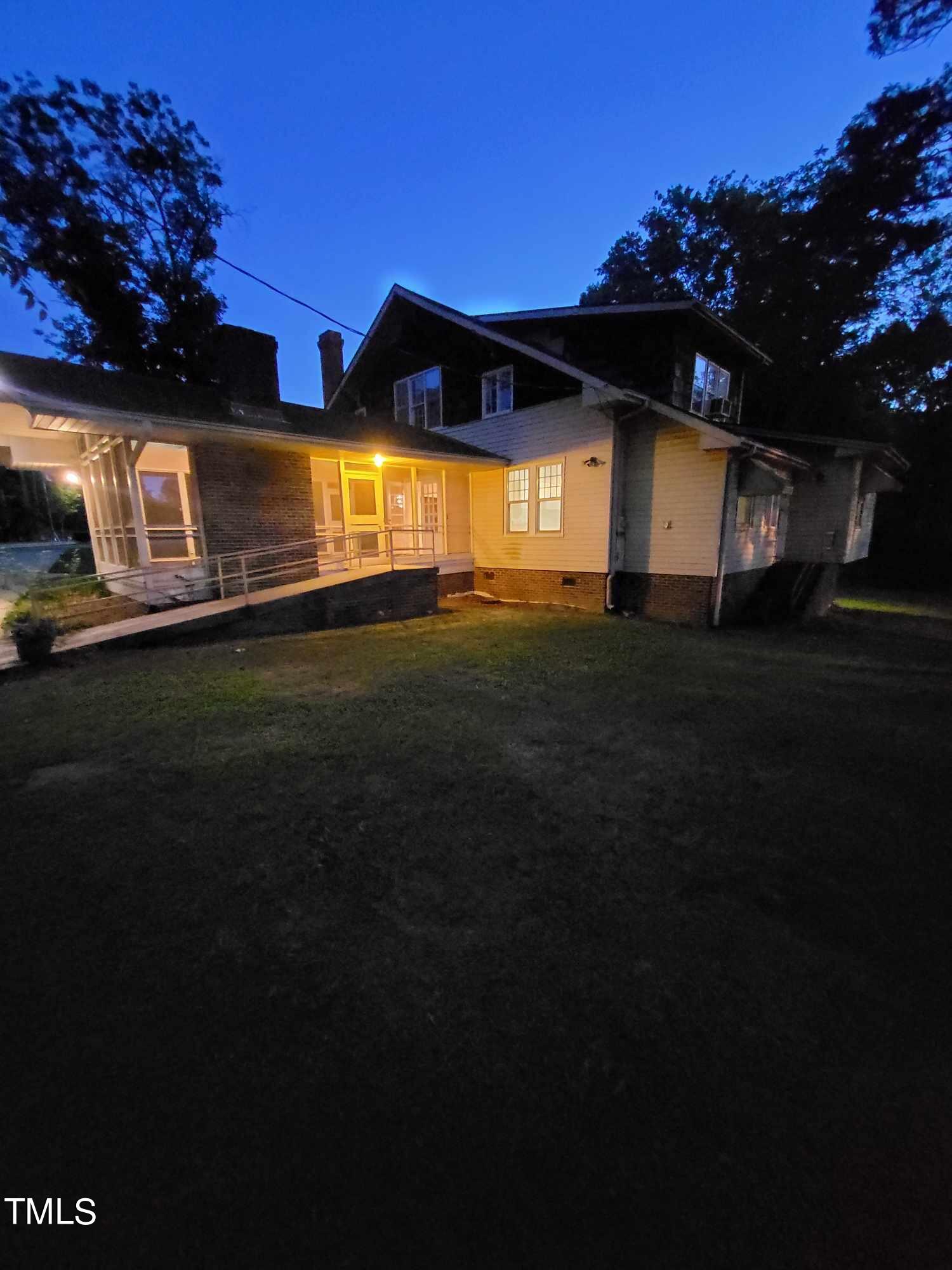 1521 Cross Link Road Raleigh, NC 27610 - Photo 7 of 10 Prijnt #2