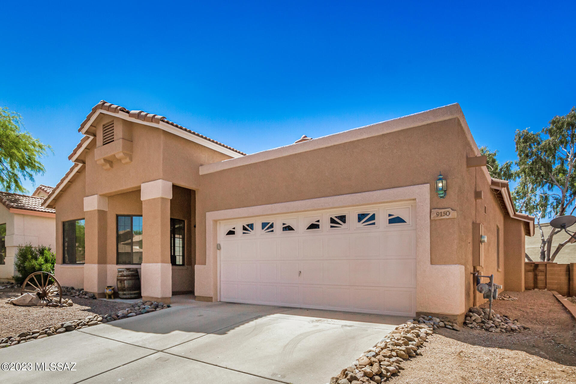 9150 East Dawn Post Road Tucson, AZ 85749 - Photo 3 of 28
