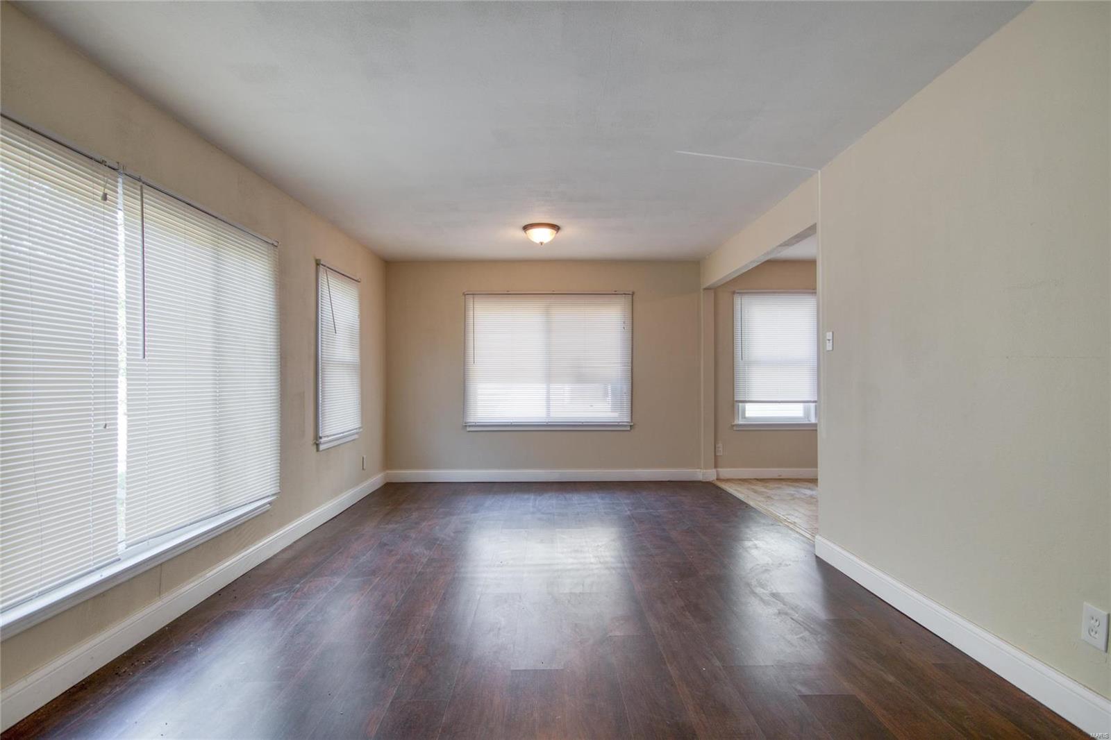 8024 Airport Road St. Louis, MO 63134 - Photo 2 of 16 Gallery Image 2