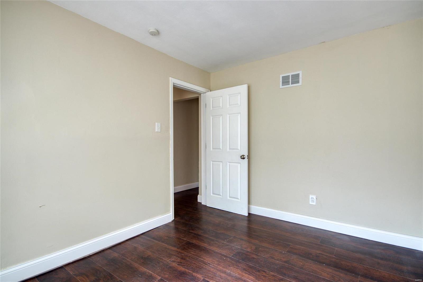 8024 Airport Road St. Louis, MO 63134 - Photo 12 of 16 Gallery Image 12