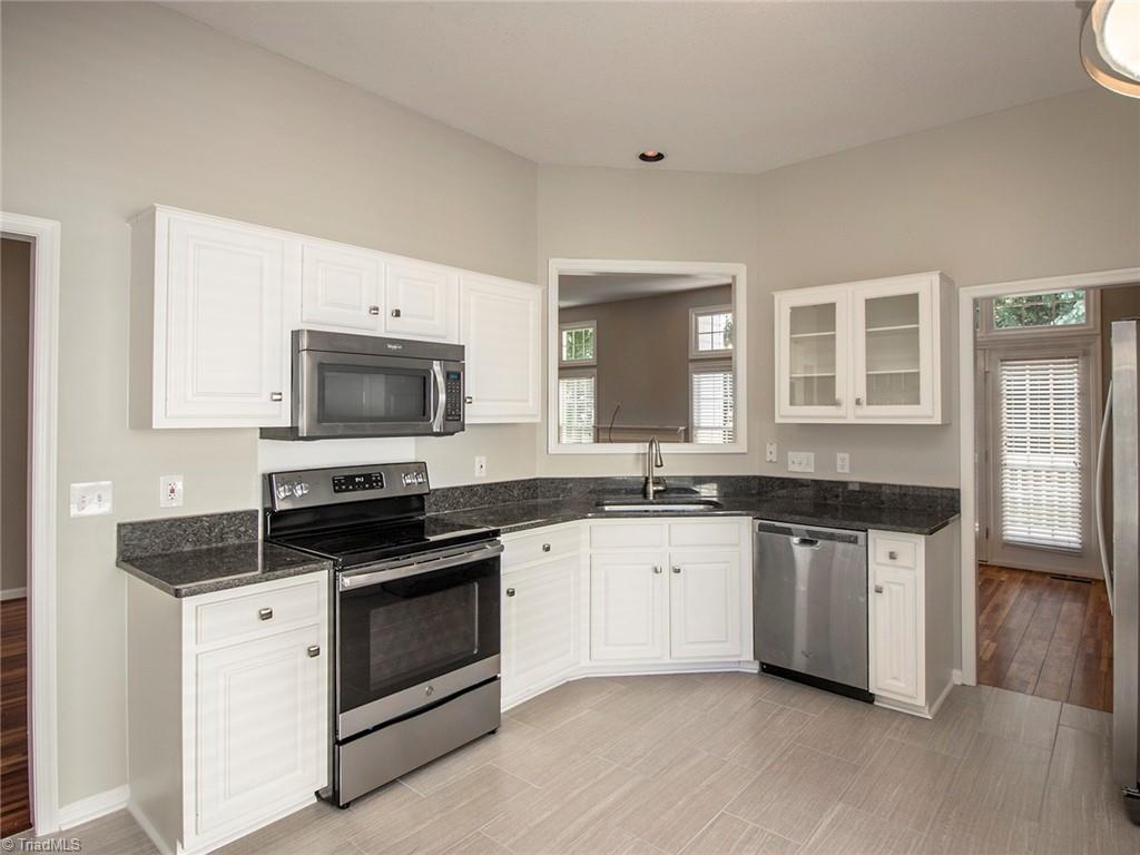 3401 Trail Ridge Drive Greensboro, NC 27410 - Photo 14 of 29