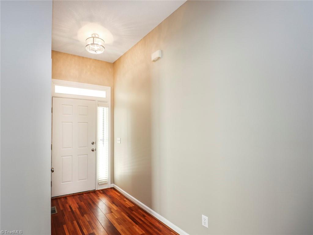 3401 Trail Ridge Drive Greensboro, NC 27410 - Photo 4 of 29