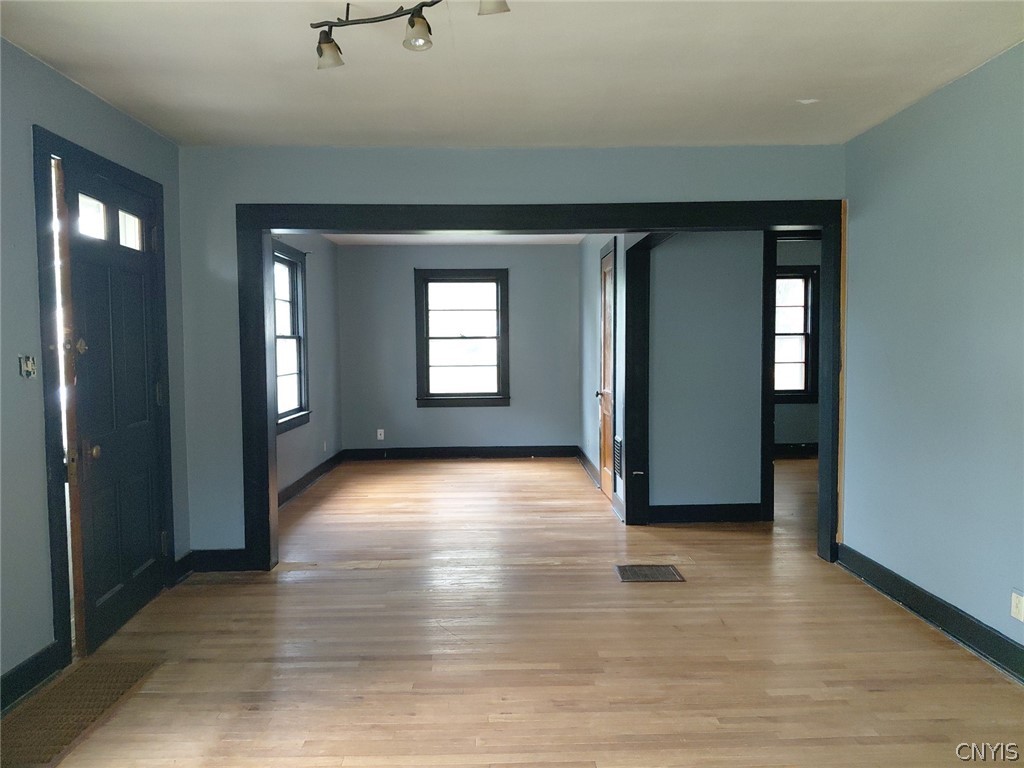 1497 County Rte 57 Volney, NY 13069 - Photo 11 of 37 Gallery Image 11