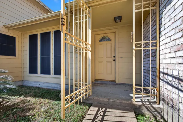 $240,000 | 11803 Inga Lane, Houston, TX 77064