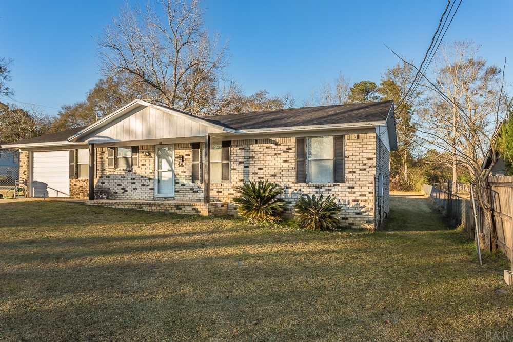 1020 Muscogee Road Cantonment, FL 32533 - Photo 3 of 33