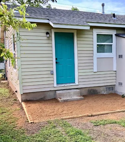 $2,100 | 1804 Adina Street, Austin, TX 78721