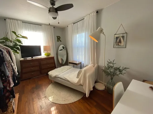 $2,100 | 1804 Adina Street, Austin, TX 78721