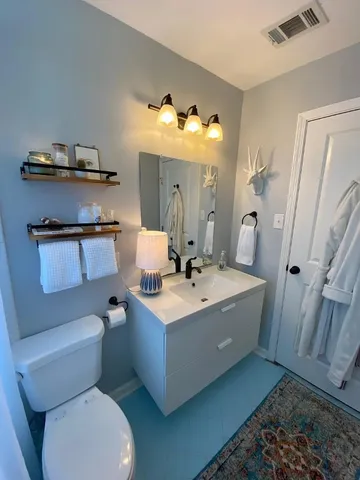 $2,100 | 1804 Adina Street, Austin, TX 78721