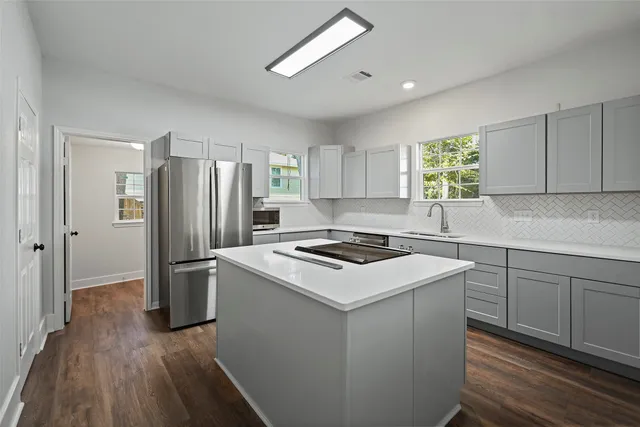 $315,000 | 17507 Wild Oak Drive, Houston, TX 77090