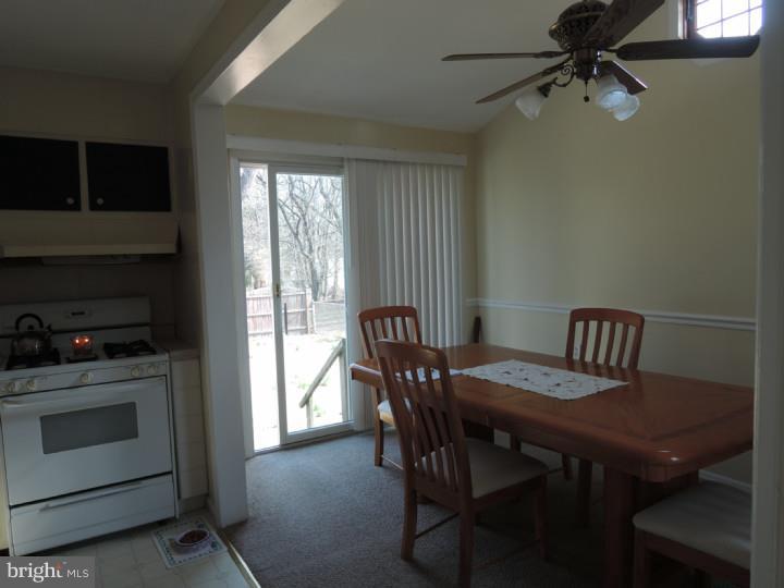 10 Collins Road Hamilton, NJ 08619 - Photo 4 of 11 Dining Room