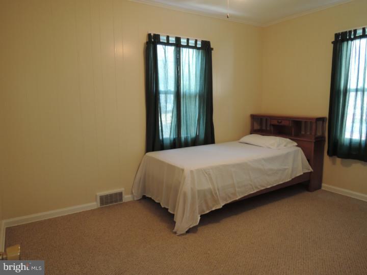 10 Collins Road Hamilton, NJ 08619 - Photo 7 of 11 Bedroom