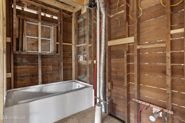 $280,000 | 1015 38th Avenue, Gulfport, MS 39501