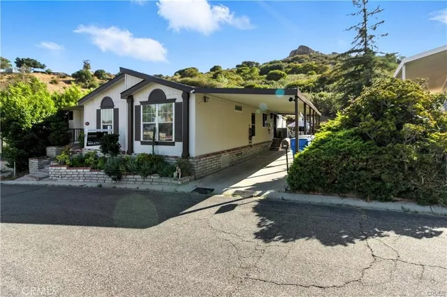 $169,999 | 24425 Woolsey Canyon Road, Unit 132, Canoga Park, CA 91304