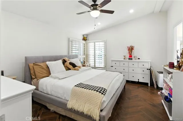 $169,999 | 24425 Woolsey Canyon Road, Unit 132, Canoga Park, CA 91304