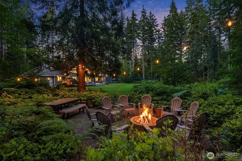 $2,398,000 | 8804 221st Avenue Northeast, Redmond, WA 98053