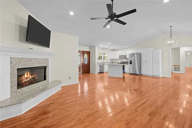 $389,000 | 214 Palmer Lane, Westminster, SC 29693