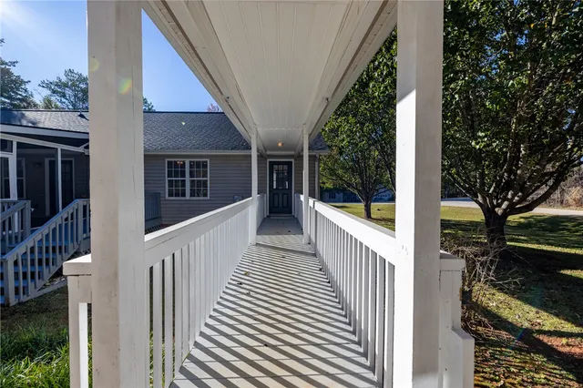 $389,000 | 214 Palmer Lane, Westminster, SC 29693