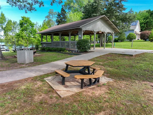 $389,000 | 214 Palmer Lane, Westminster, SC 29693