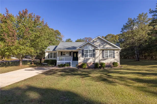 $389,000 | 214 Palmer Lane, Westminster, SC 29693