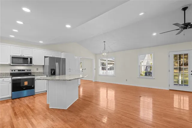 $389,000 | 214 Palmer Lane, Westminster, SC 29693