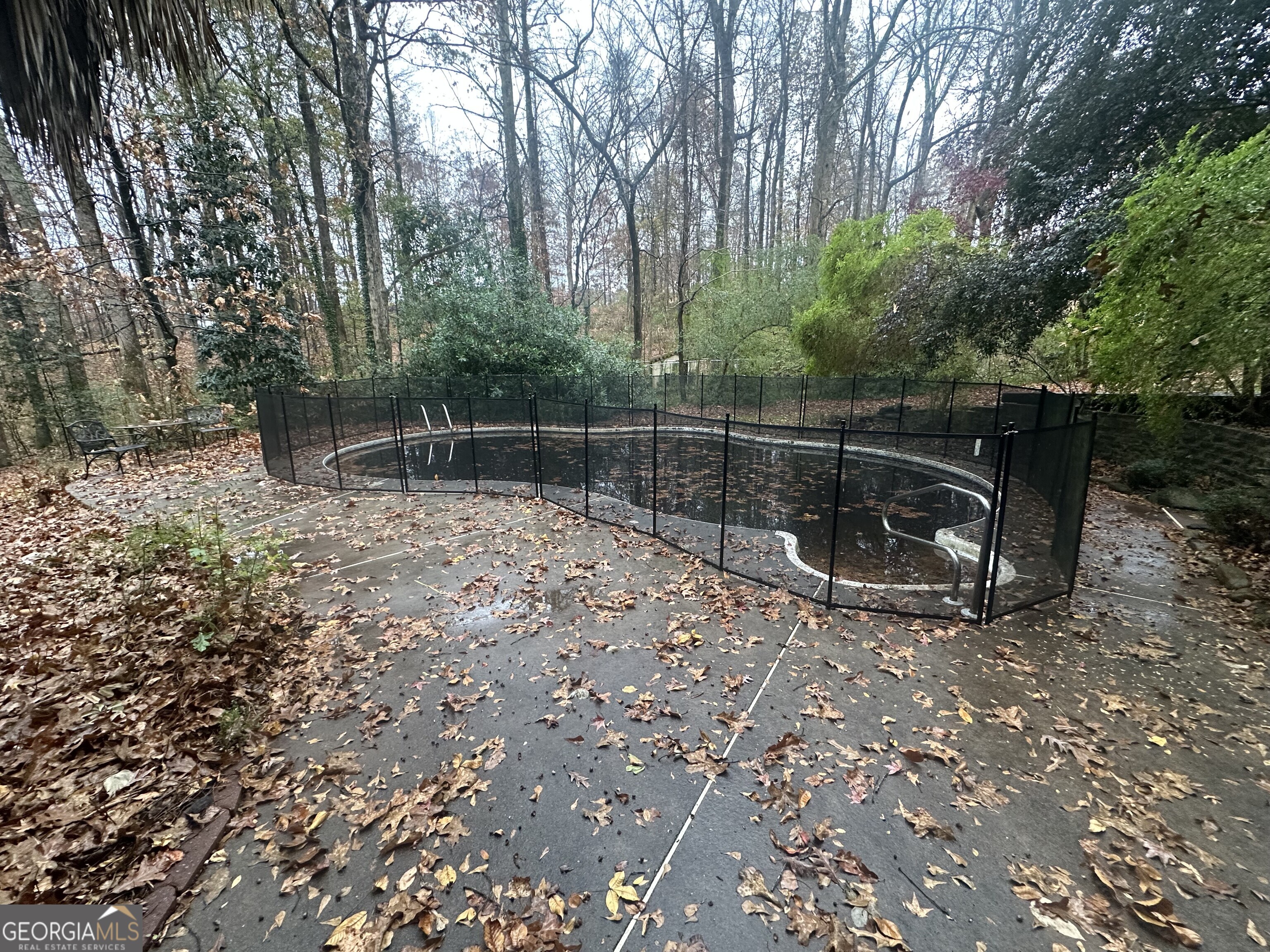 565 Patillo Road Stockbridge, GA 30281 - Photo 27 of 31 a backyard of a house with lots of green space