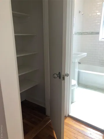 a bathroom with a tub