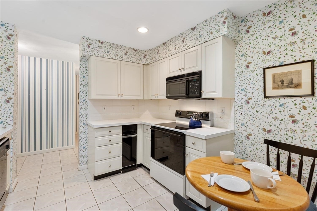 661 Lowell Street, Unit 16 Lexington, MA 02420 - Photo 15 of 35