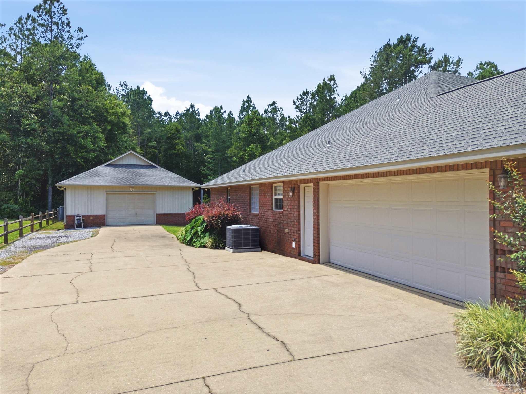 9105 Byrom Campbell Road Milton, FL 32571 - Photo 3 of 58