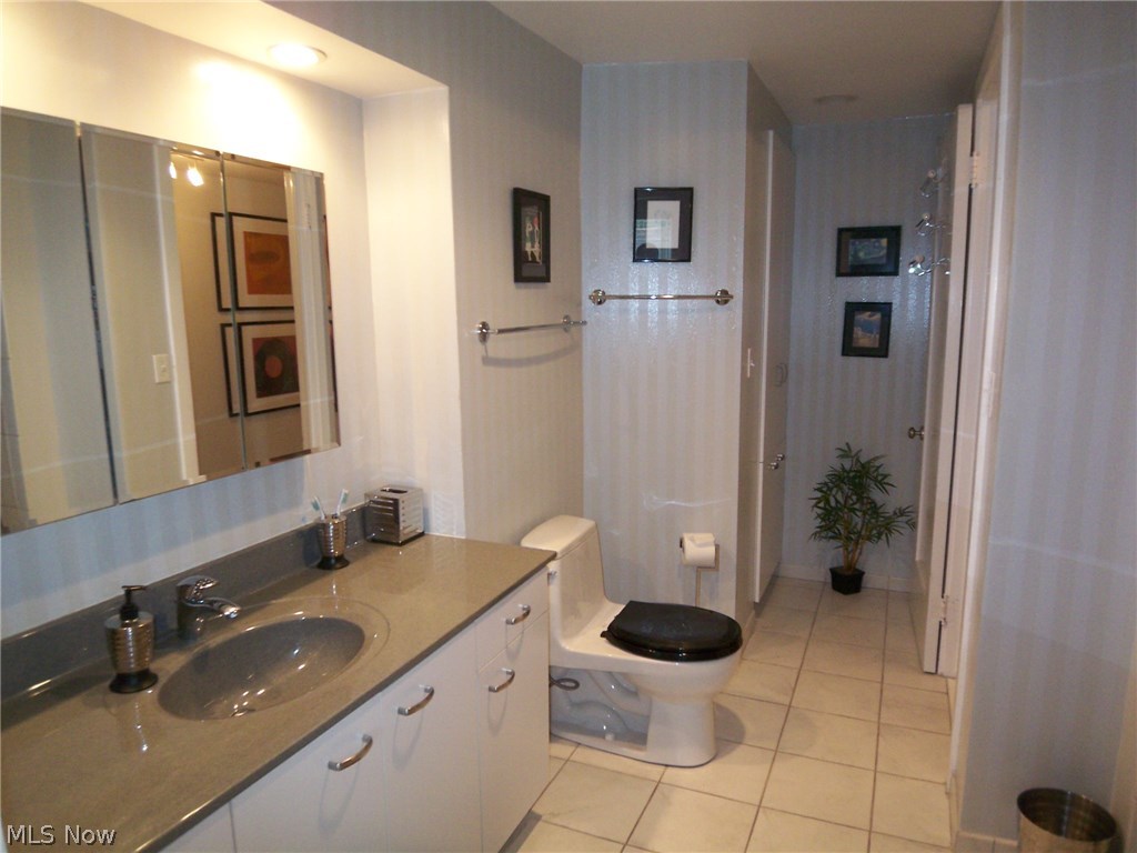 2577 Overlook Road, Unit W1 Cleveland, OH 44106 - Photo 14 of 17 Gallery Image 14