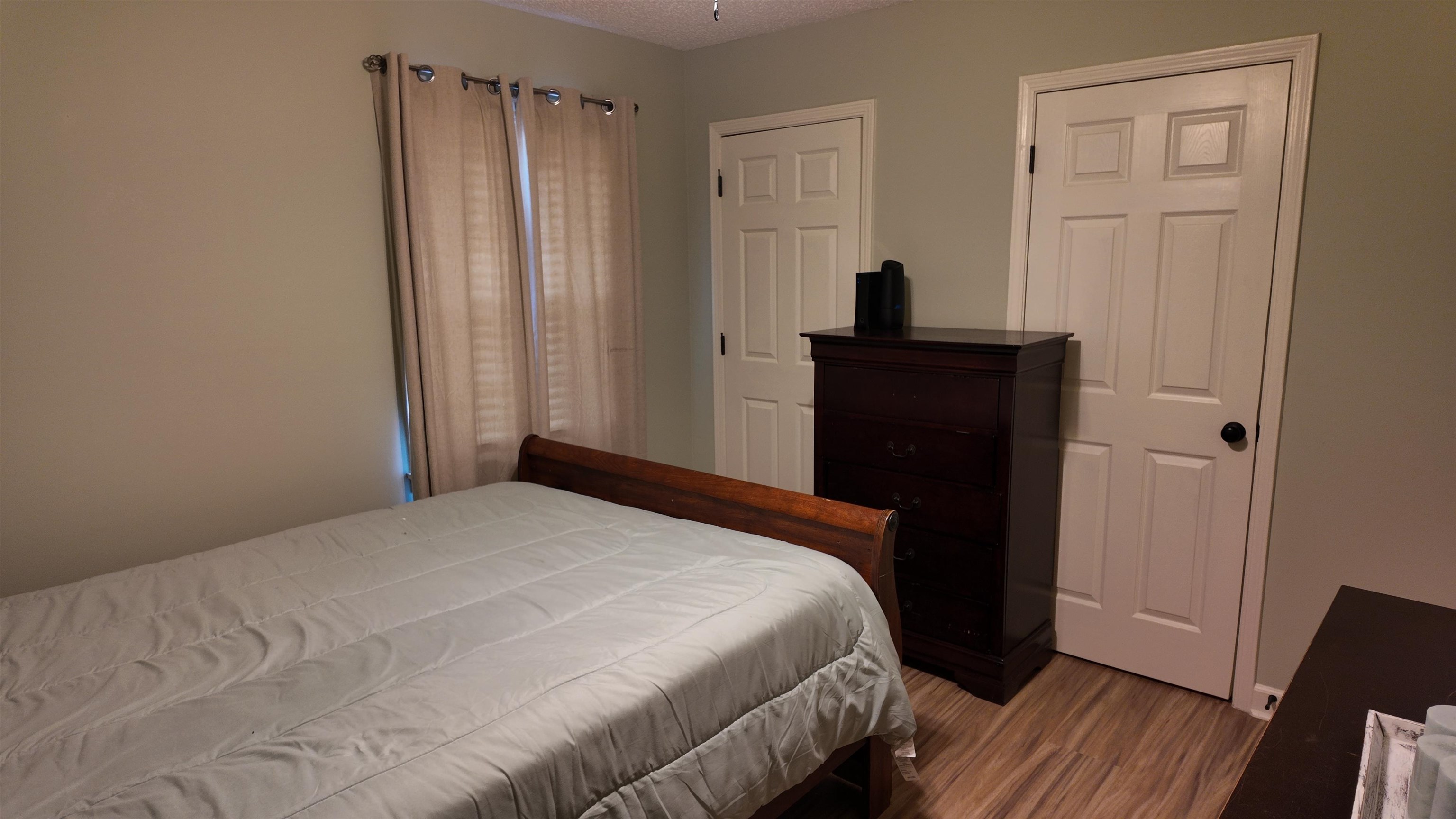 1462 Dover Road Spartanburg, SC 29301 - Photo 19 of 30 Comfortable bedroom layout.