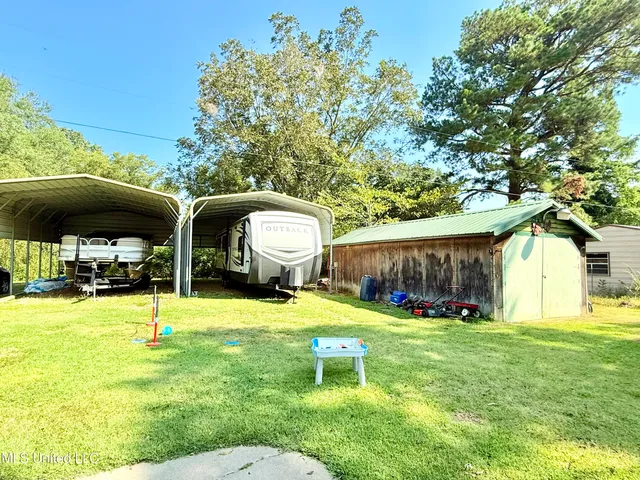 $125,000 | 856 Meadowbrook Road, Grenada, MS 38901