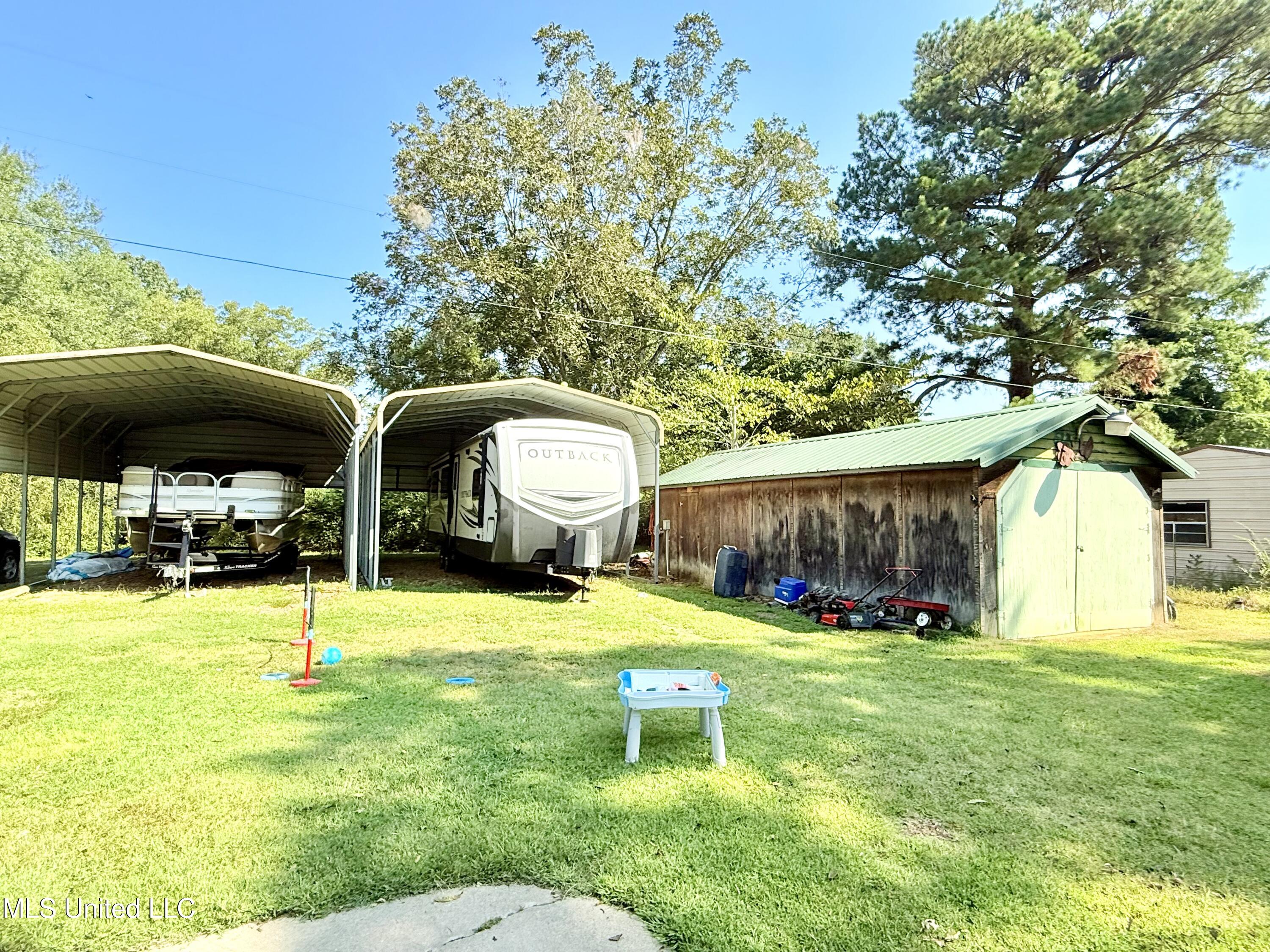 856 Meadowbrook Road Grenada, MS 38901 - Photo 14 of 15 IMG_2131