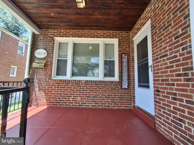 a view of front door of house