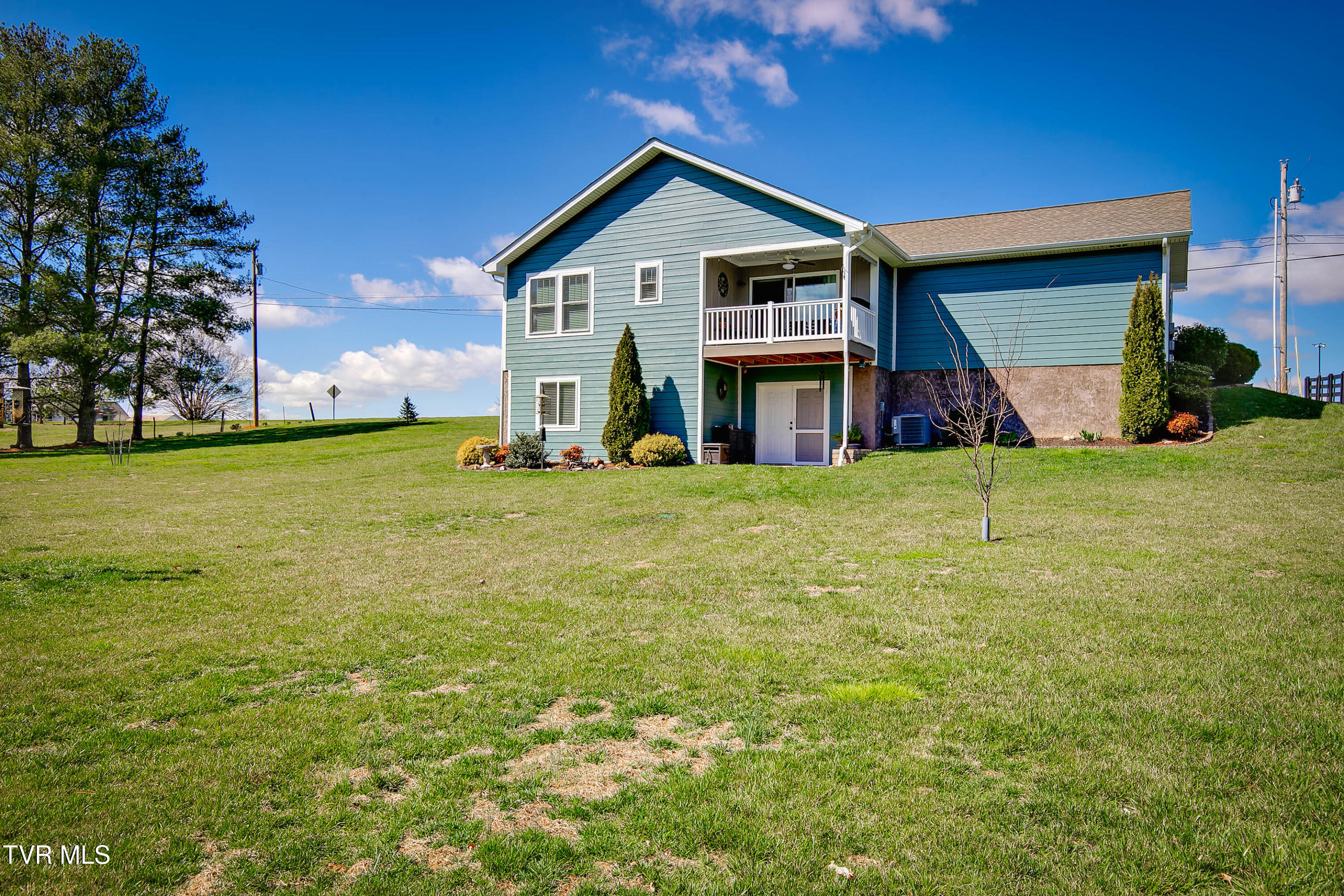 167 Ridgecrest Road Jonesborough, TN 37659 - Photo 35 of 36 167 Ridgecrest Rd-35