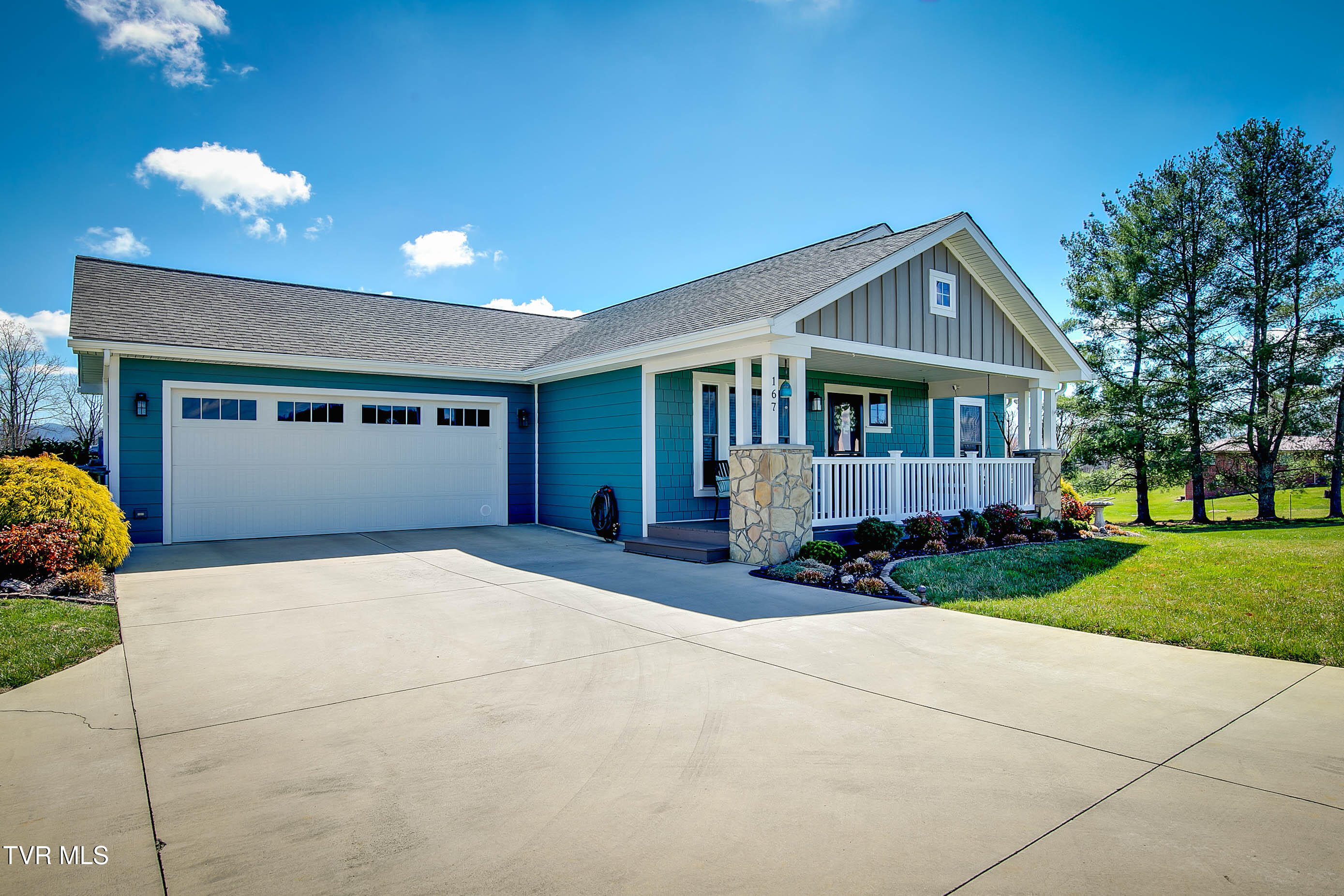 167 Ridgecrest Road Jonesborough, TN 37659 - Photo 4 of 36 167 Ridgecrest Rd-4