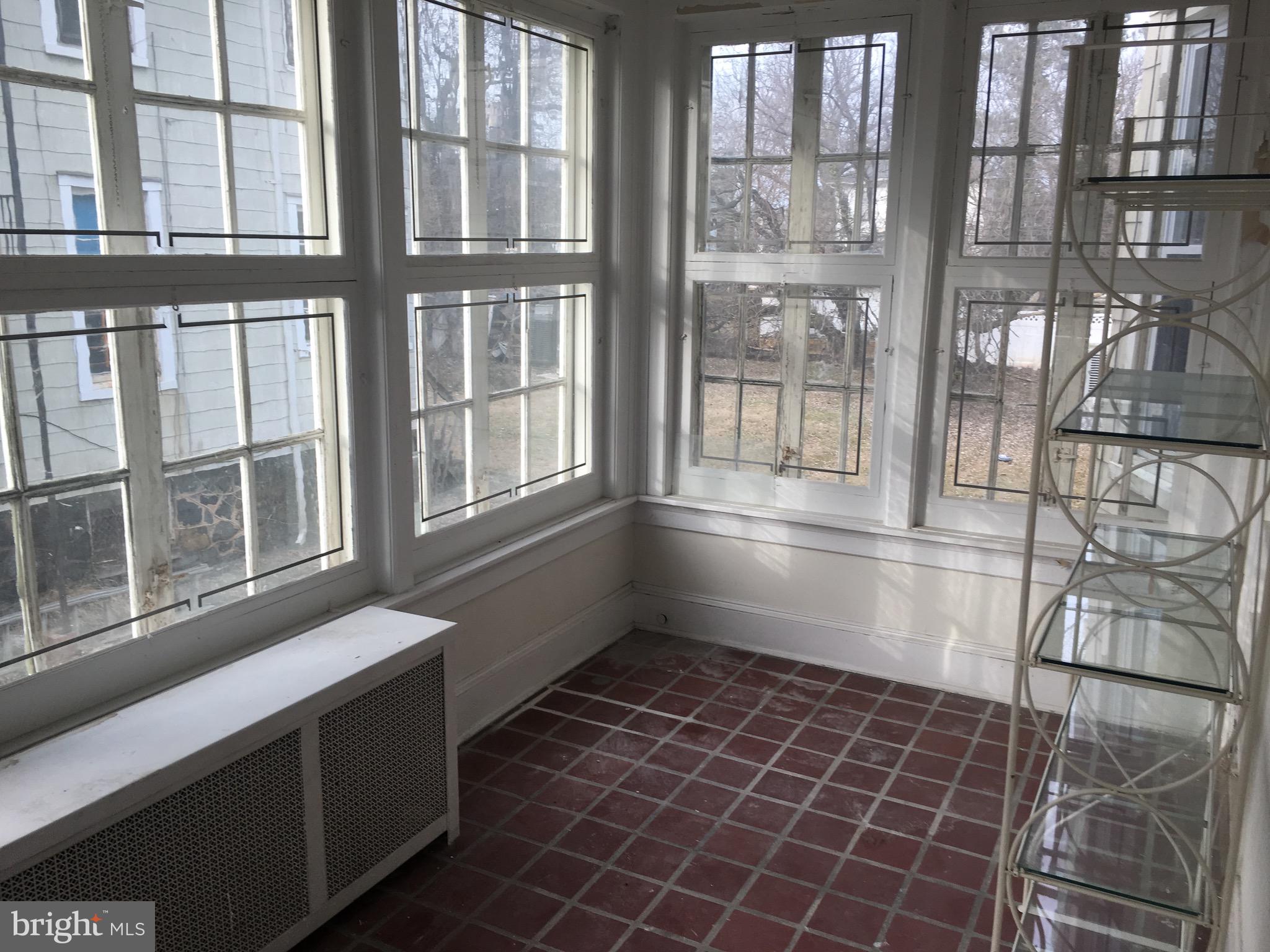 3704 Chatham Road Baltimore, MD 21215 - Photo 8 of 28