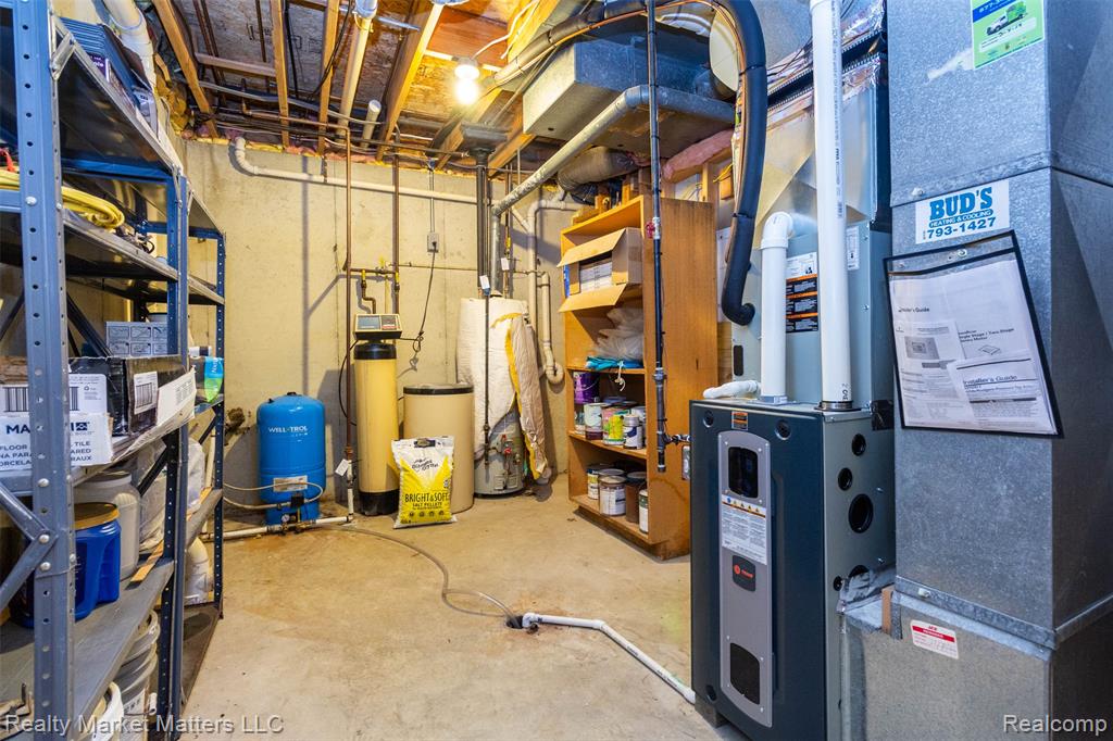 4951 Laur Road North Branch, MI 48461 - Photo 20 of 36
