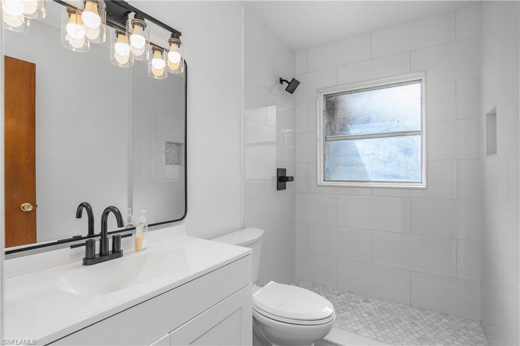 48 Republic Drive Naples, FL 34112 - Photo 16 of 29 guest bath