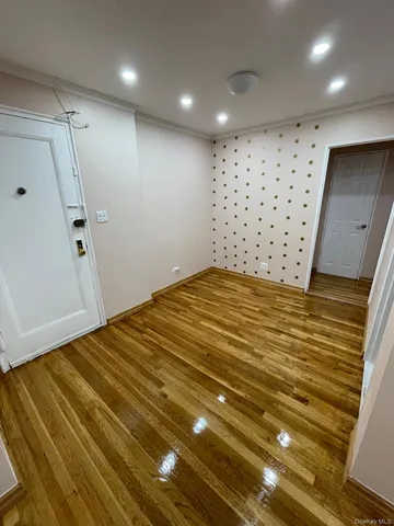 $989,000 | 105-25 65th Avenue, Unit 5G 5H | Forest Hills