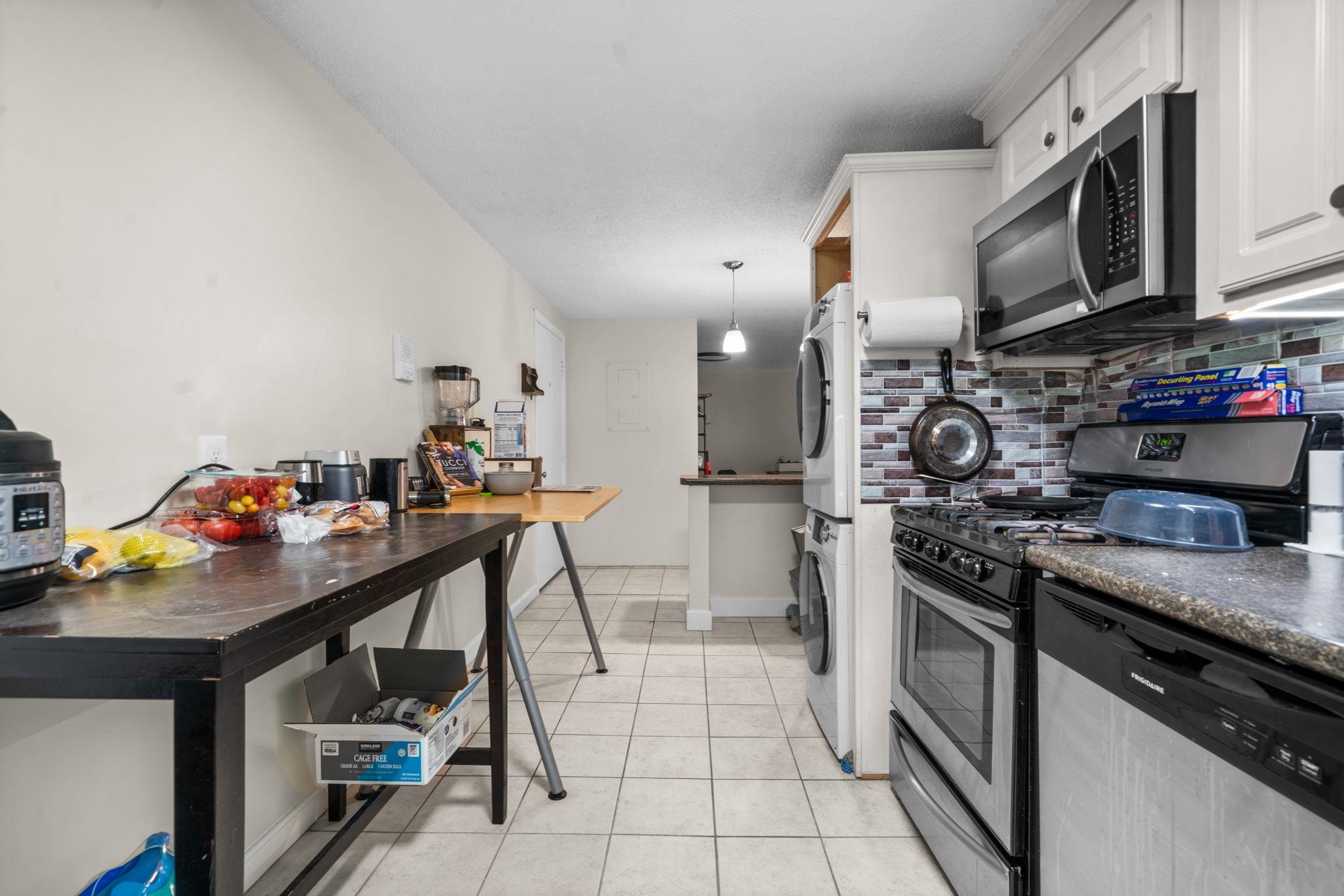 184 Cannongate III Road, Unit 184 Nashua, NH 03063 - Photo 8 of 32