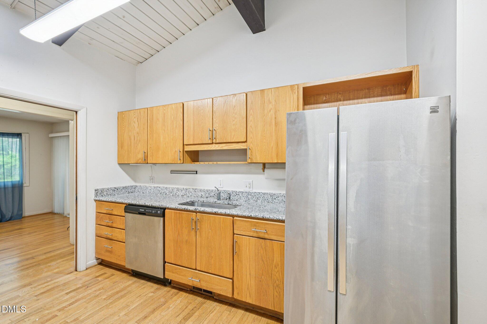 102 Keith Road Carrboro, NC 27510 - Photo 15 of 56 16-web-or-mls-Keith Rd-S0704-016