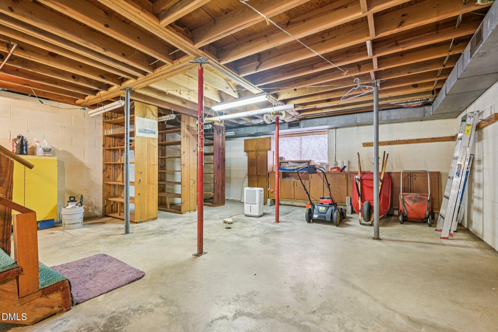 102 Keith Road Carrboro, NC 27510 - Photo 46 of 56 47-web-or-mls-Keith Rd-S0704-047