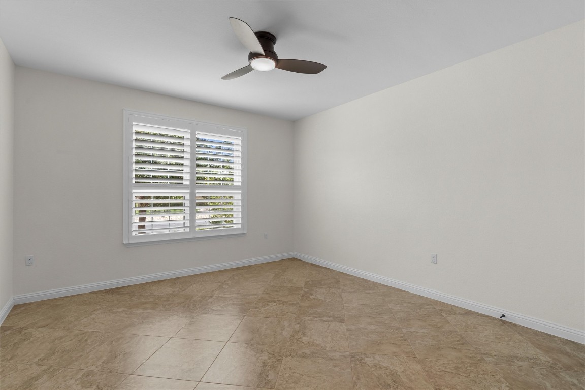 205 McKittrick Ridge Road Georgetown, TX 78633 - Photo 16 of 37