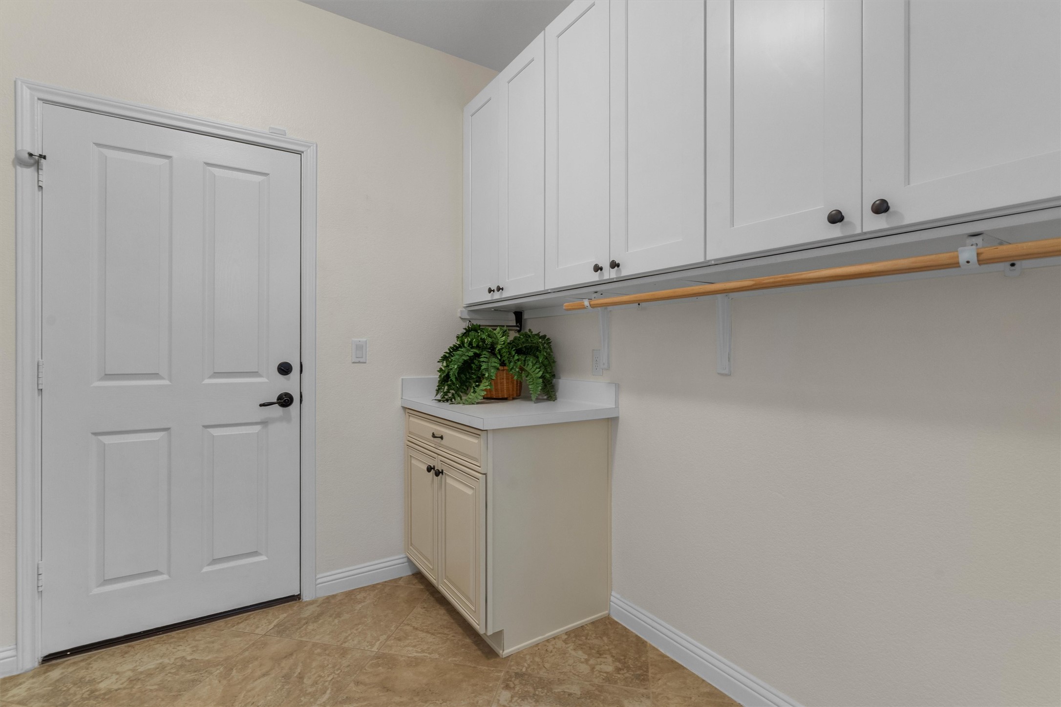 205 McKittrick Ridge Road Georgetown, TX 78633 - Photo 29 of 37 a view of cabinets