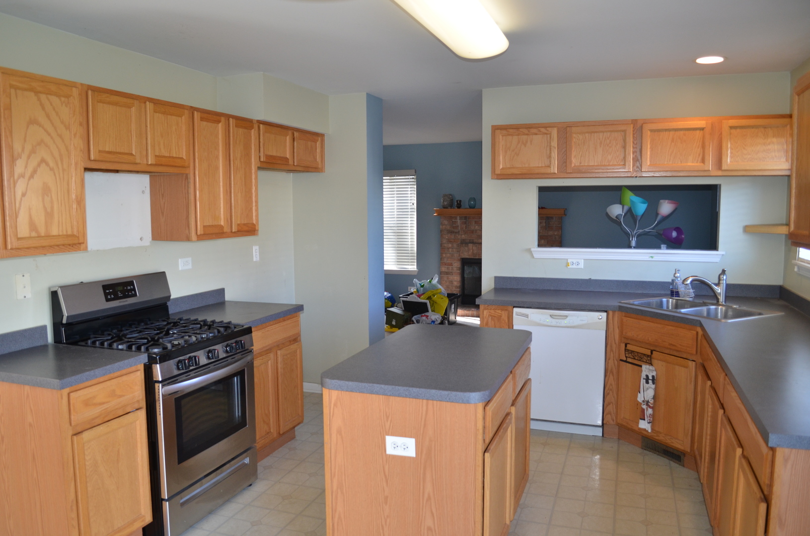 4119 Osbron Street Plano, IL 60545 - Photo 2 of 7